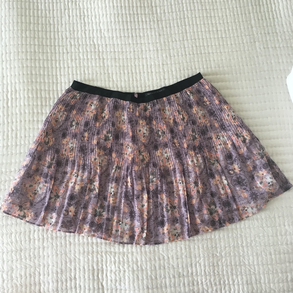 NWT Victoria’s Secret Skirt